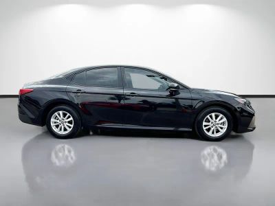 2025 Toyota Camry — side profile view
