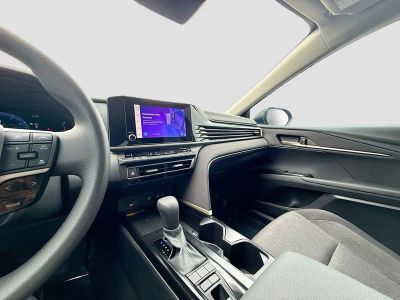 2025 Toyota Camry — photo 27 view