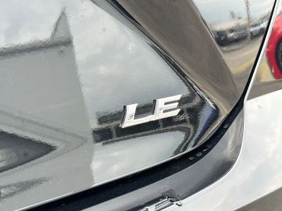 2025 Toyota Camry — photo 11 view