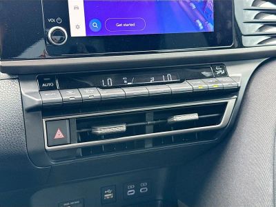 2025 Toyota Camry — photo 34 view