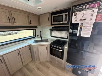 2025 Forest River RV Flagstaff Super Lite - Photo 7