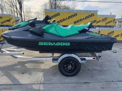 2026 Sea-Doo GTI™ SE 170 Tech, Audio, iDF, iBR — front three-quarter view