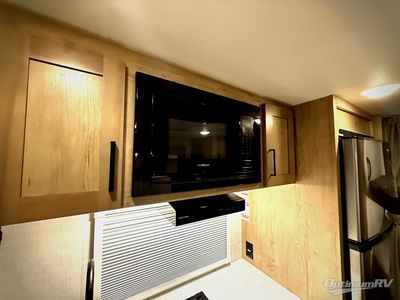 2023 Ember RV Overland - Photo 13