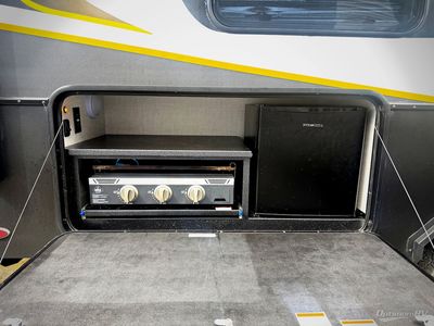 2023 Ember RV Overland - Photo 20