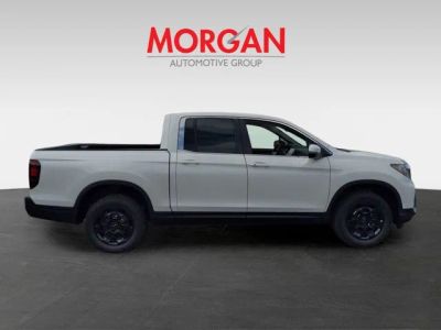 2025 Honda Ridgeline — interior view