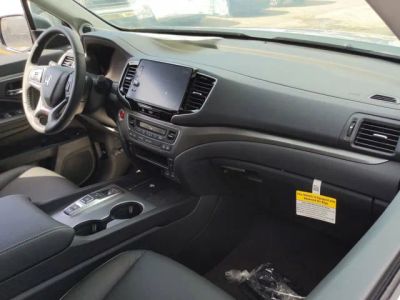 2025 Honda Ridgeline — photo 15 view