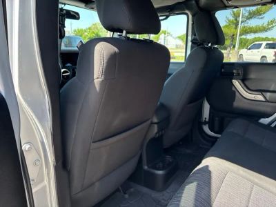 2011 Jeep Wrangler - Photo 33