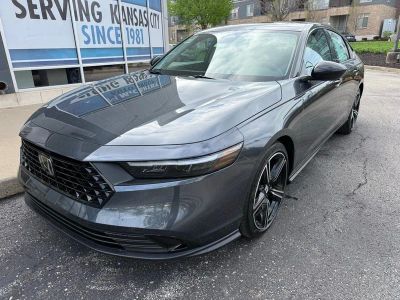 2026 Honda Accord - Photo 2