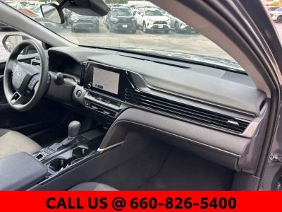 2026 Toyota Camry - Photo 7