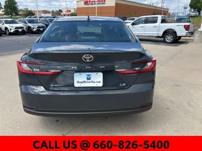 2026 Toyota Camry - Photo 10