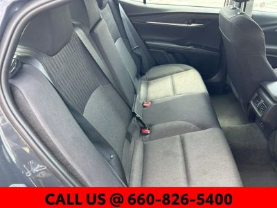 2026 Toyota Camry - Photo 8