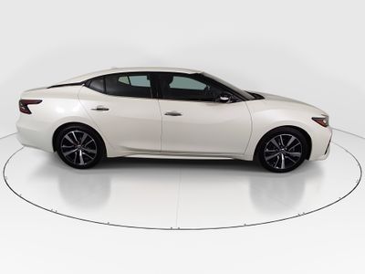 2023 Nissan Maxima — photo 8 view