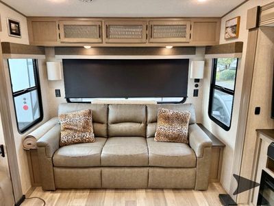 2023 Coachmen RV Chaparral Lite - Photo 19
