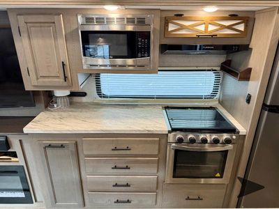 2023 Coachmen RV Chaparral Lite - Photo 25