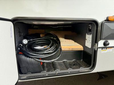 2023 Coachmen RV Chaparral Lite - Photo 7