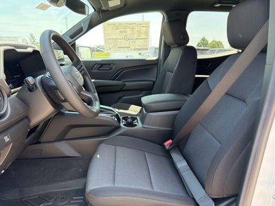 2026 Chevrolet Colorado - Photo 11