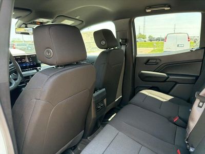 2026 Chevrolet Colorado - Photo 9
