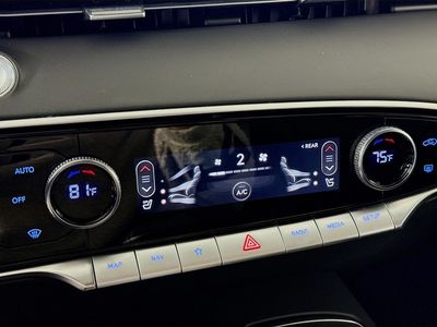 2023 Genesis GV70 - Photo 20