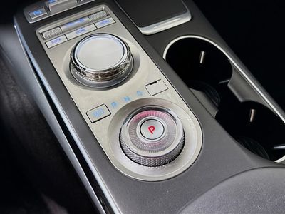 2023 Genesis GV70 - Photo 21