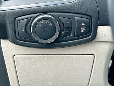 2022 Ford Edge — photo 10 view