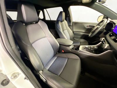 2025 Toyota RAV4 Hybrid — photo 27 view