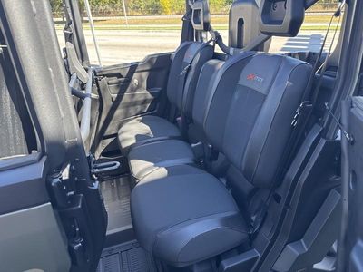 2026 Can-Am Defender MAX X mr HD11 with half-doors - Photo 13