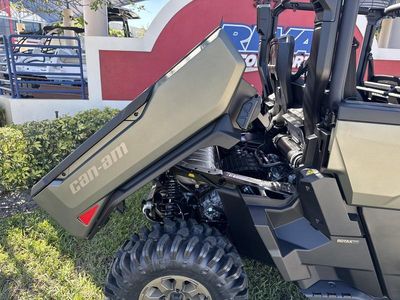 2026 Can-Am Defender MAX X mr HD11 with half-doors - Photo 18