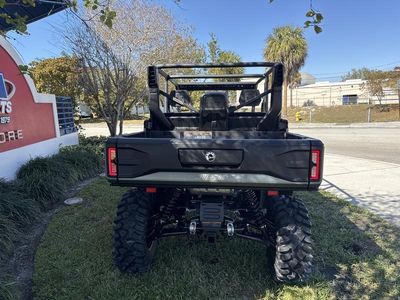 2026 Can-Am Defender MAX X mr HD11 with half-doors - Photo 4