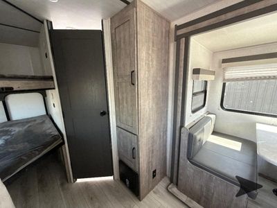 2023 Forest River RV Surveyor Legend - Photo 17