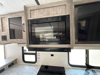 2023 Forest River RV Surveyor Legend - Photo 22