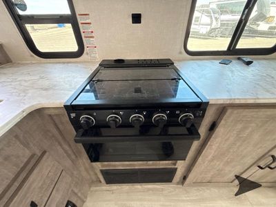 2023 Forest River RV Surveyor Legend - Photo 21