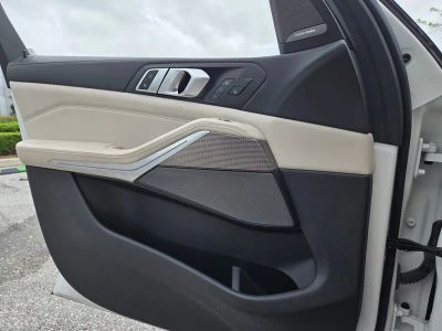 2023 BMW X5 — photo 19 view