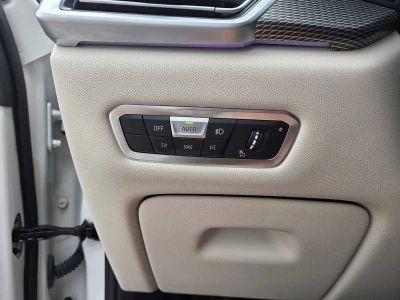 2023 BMW X5 — photo 18 view