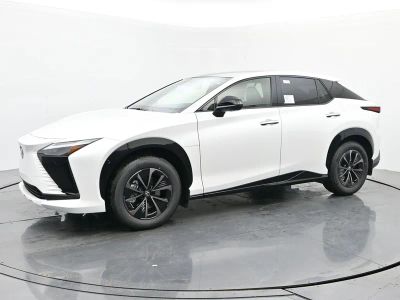 2026 Lexus RZ - Photo 2