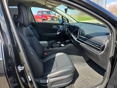 2023 Kia Sportage Hybrid — photo 15 view