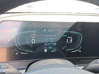 2023 Kia Sportage Hybrid — photo 10 view