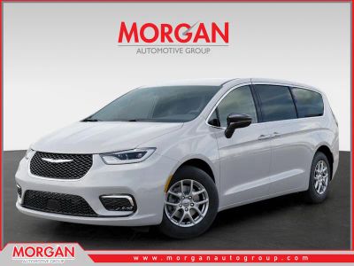 2026 Chrysler Pacifica Select in White — front three-quarter view