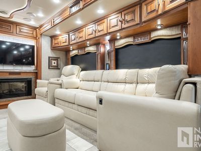 2017 Tiffin Motorhomes Allegro Bus — photo 13 view