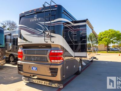 2017 Tiffin Motorhomes Allegro Bus — photo 7 view