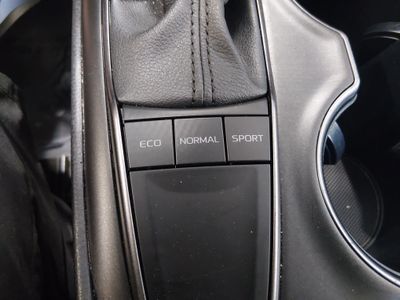 2024 Toyota Camry - Photo 18