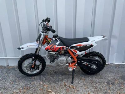 2022 Kayo KMB 60 — front three-quarter view