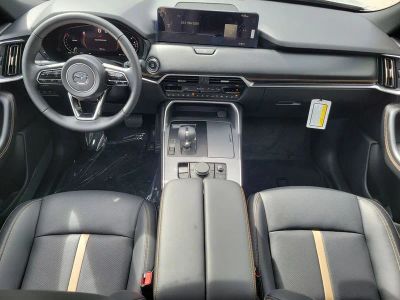 2026 Mazda CX-90 — photo 15 view
