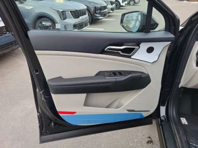 2026 Kia Sportage — detail view