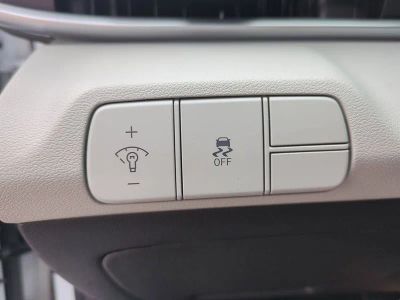 2026 Hyundai ELANTRA — photo 27 view