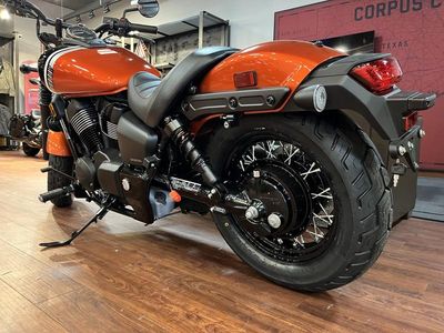 2025 Honda Shadow Phantom ABS - Photo 2