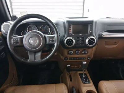 2012 Jeep Wrangler Unlimited SUV - Photo 4