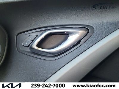 2017 Chevrolet Camaro — photo 24 view