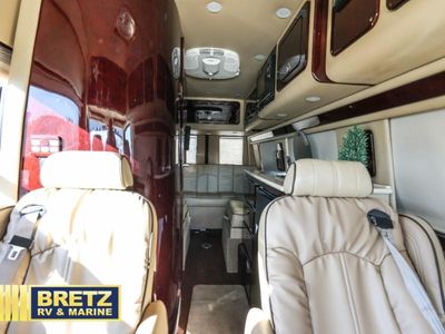 2015 Midwest Automotive Designs Weekender — photo 13 view