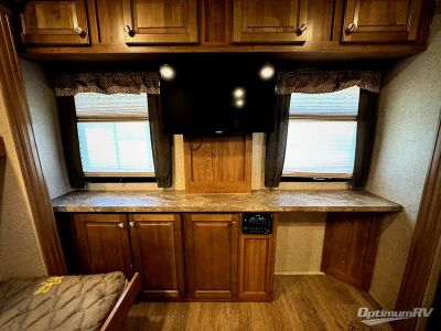 2018 Forest River Rockwood Signature Ultra Lite - Photo 16