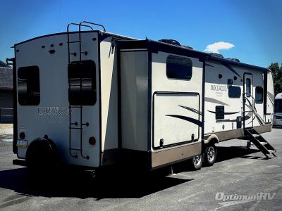 2018 Forest River Rockwood Signature Ultra Lite - Photo 2